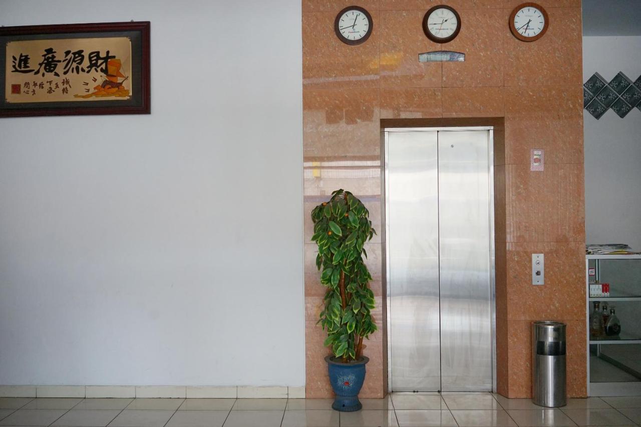 Oyo 2291 Hotel Bahagia Makassar Eksteriør bilde