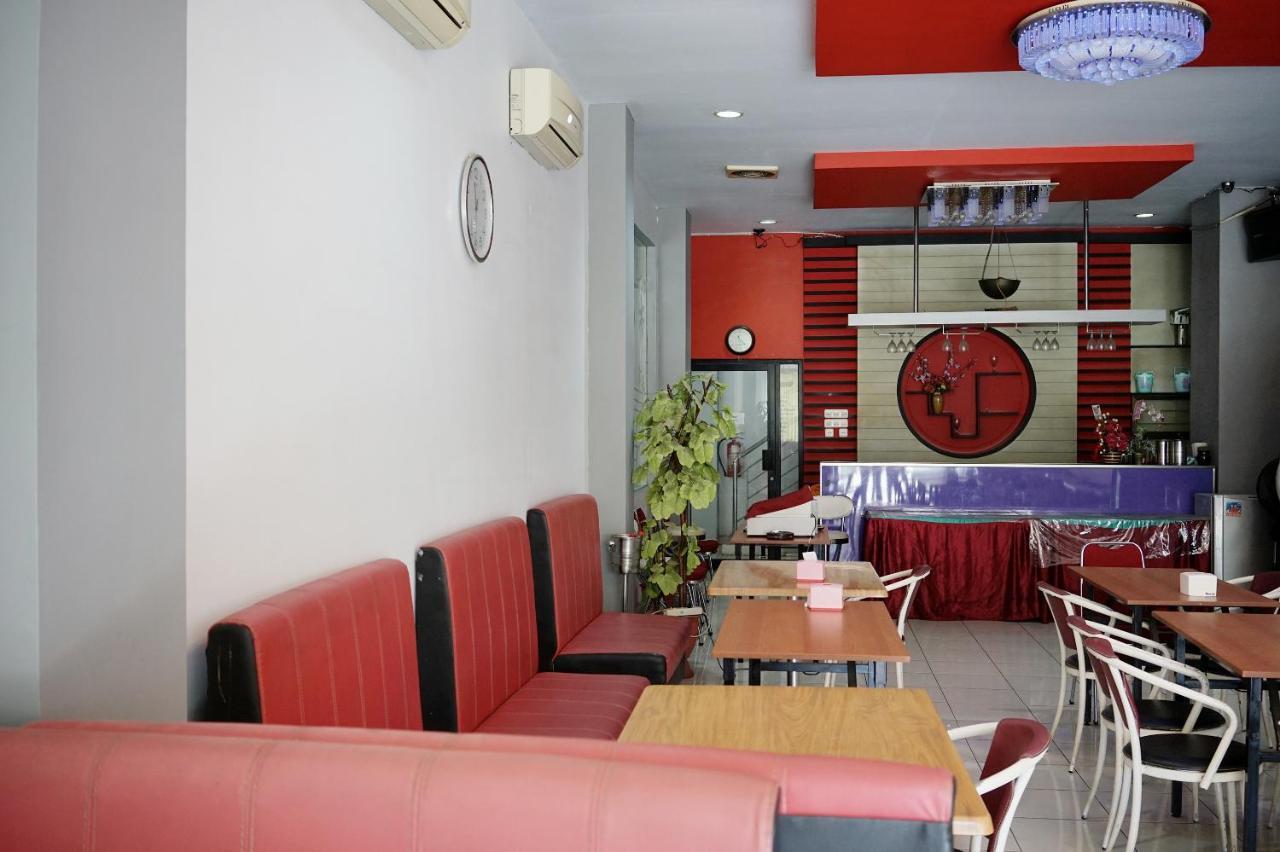 Oyo 2291 Hotel Bahagia Makassar Eksteriør bilde