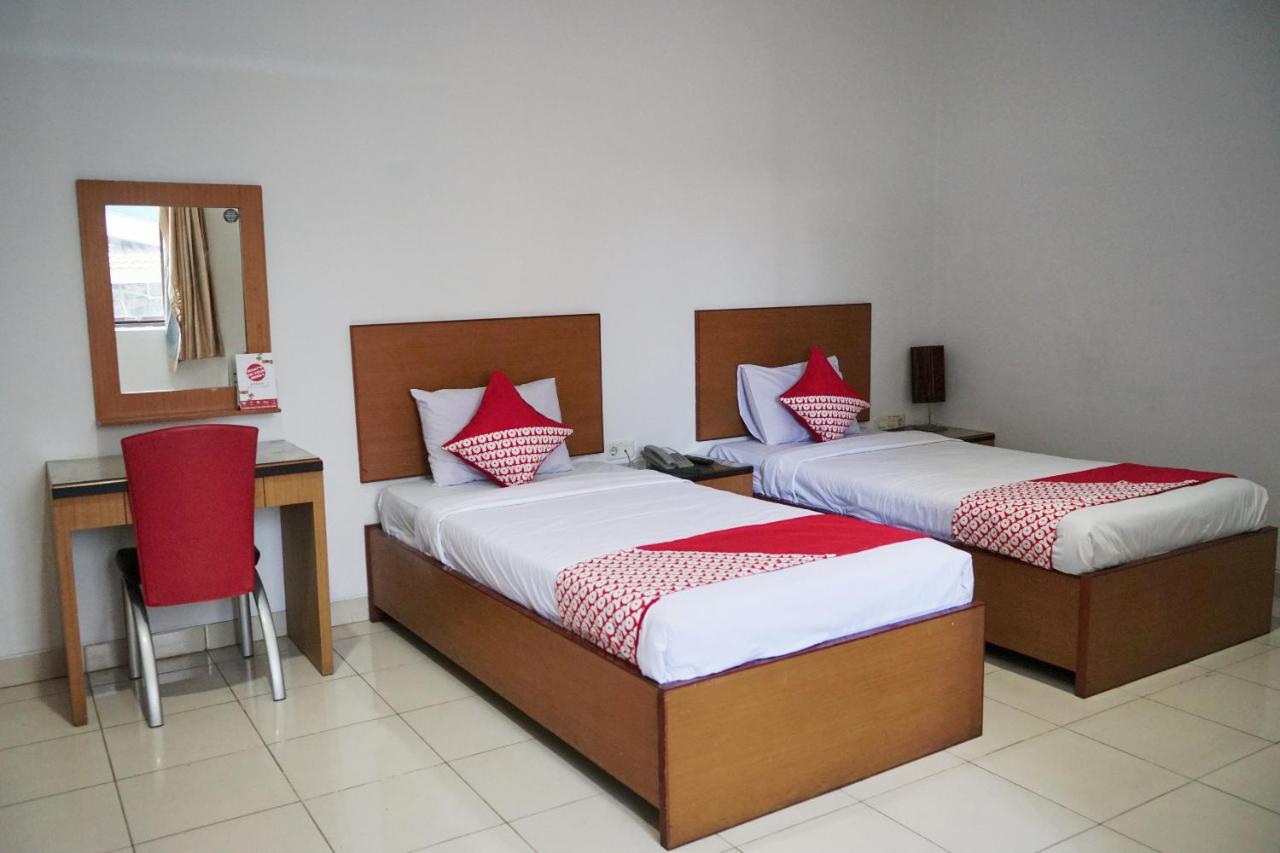 Oyo 2291 Hotel Bahagia Makassar Eksteriør bilde