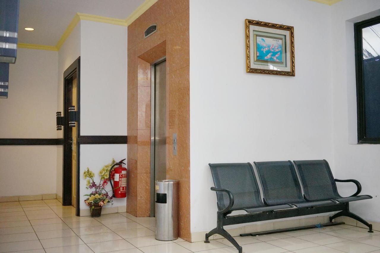 Oyo 2291 Hotel Bahagia Makassar Eksteriør bilde